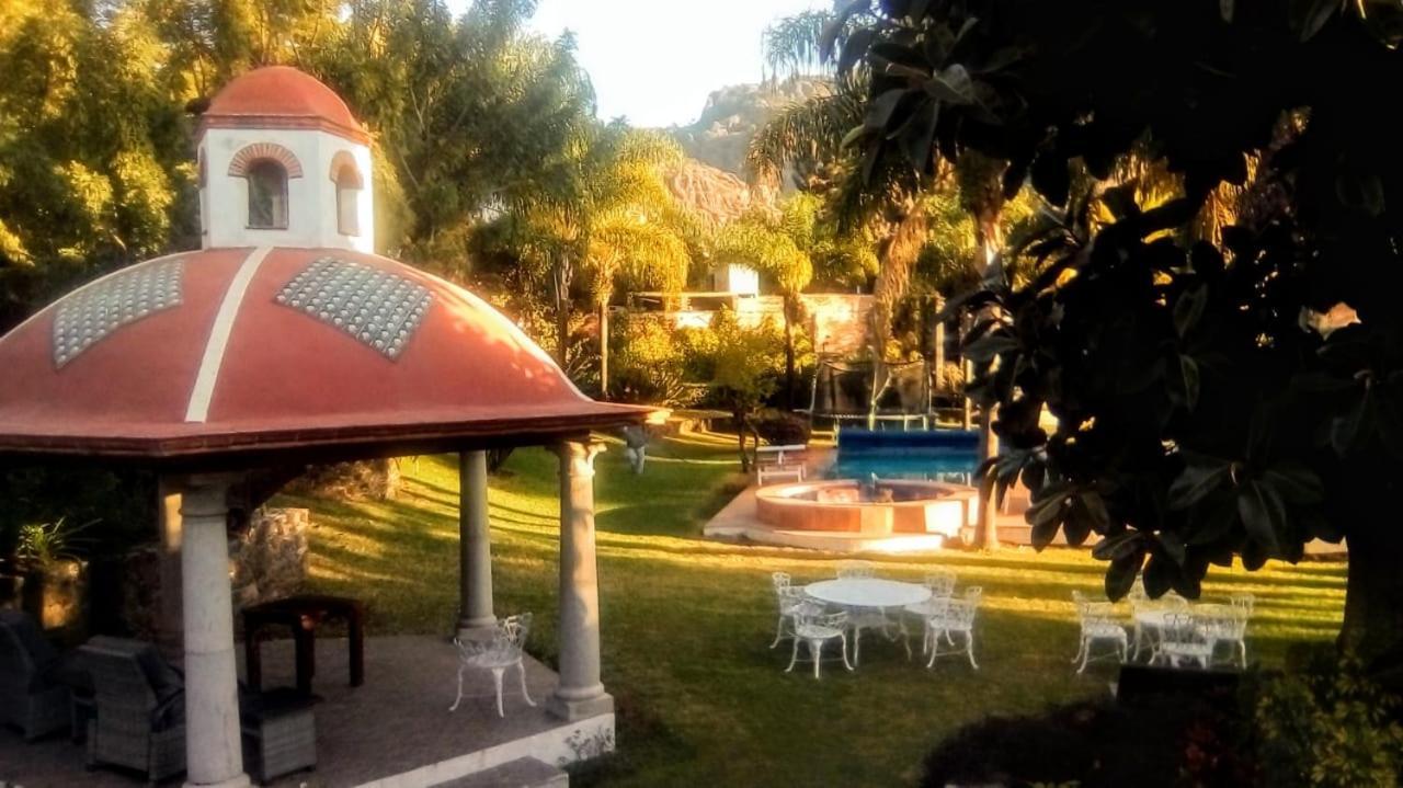 Hotel Quinta Del Sol Tepoztlán Exteriör bild